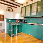 Duomo Charming Maison With Private Terrace - A Unique Milanese Experience