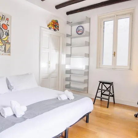 Duomo Charming Maison With Private Terrace - A Unique Milanese Experience * 米兰