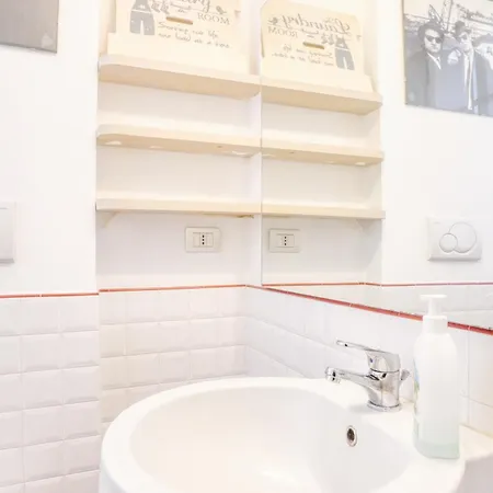 Duomo Charming Maison With Private Terrace - A Unique Milanese Experience